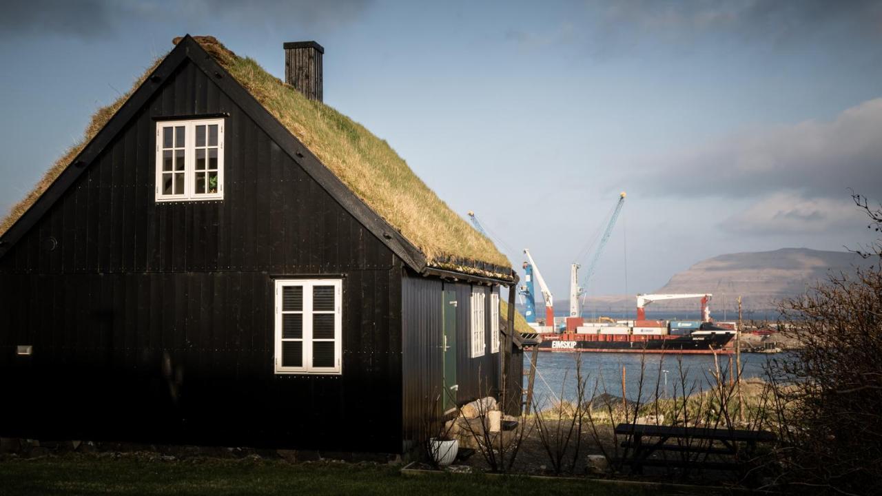 Traditional Faroese house in Tórshavns city center Exterior foto